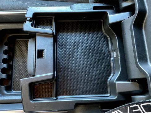 Used 2024 RAM 1500 Big Horn image 18