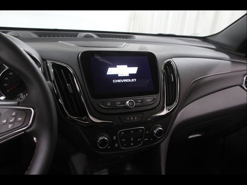 Certified 2024 Chevrolet Equinox RS w/ RS Leather Package AWD/4WD image 9