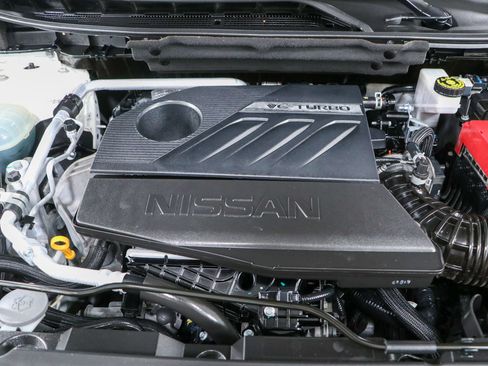 Used 2024 Nissan Rogue SV w/ SV Premium Package FWD image 31