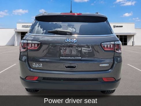 Used 2024 Jeep Compass Latitude AWD/4WD image 5