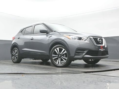 Used 2020 Nissan Kicks SV image 26
