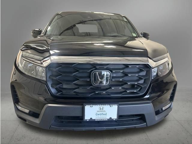 Certified 2024 Honda Passport EX-L image 3