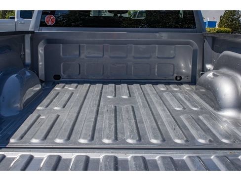 Used 2022 RAM 1500 Warlock AWD/4WD image 12
