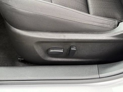 Used 2024 Nissan Altima 2.5 SV FWD image 23