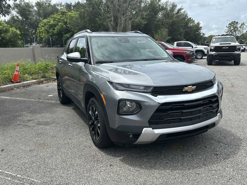 Certified 2023 Chevrolet TrailBlazer LT w/ Convenience Package FWD image 8