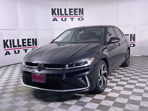 New 2026 Volkswagen Jetta SEL image 3