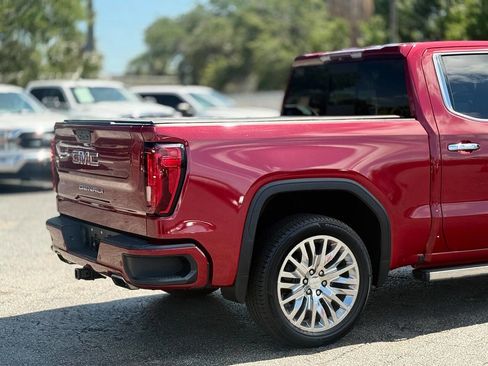 Used 2019 GMC Sierra 1500 Denali w/ Denali Ultimate Package AWD/4WD image 8