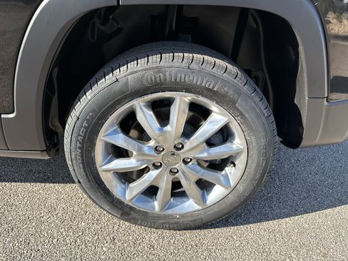 Used 2014 Jeep Cherokee Limited w/ Luxury Group image 23