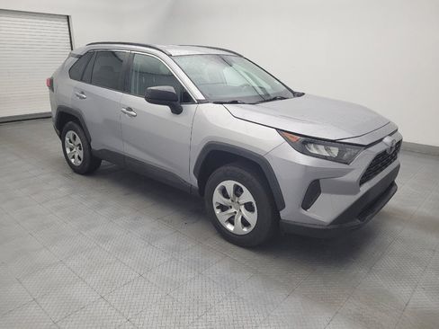 Used 2021 Toyota RAV4 LE FWD image 11