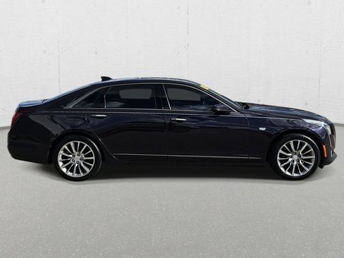 Used 2018 Cadillac CT6 Luxury image 4