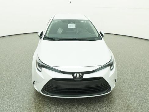 New 2026 Toyota Corolla LE image 3