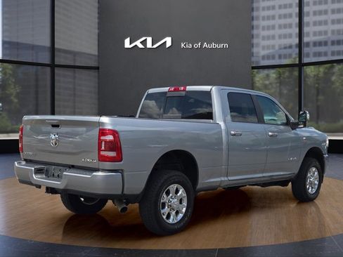 Used 2024 RAM 2500 Laramie AWD/4WD image 11