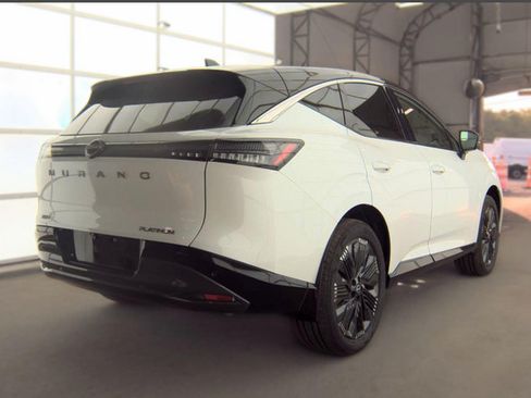 Certified 2026 Nissan Murano Platinum w/ Cargo Package AWD/4WD image 5