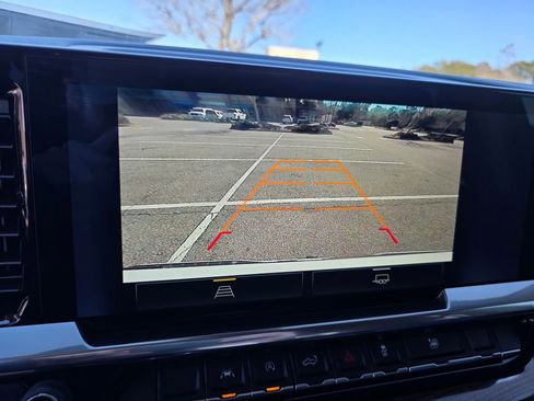 Certified 2025 Chevrolet Silverado 1500 RST image 18