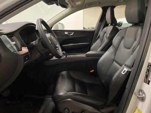 Used 2023 Volvo XC60 B5 Plus w/ Protection Package Premier image 63