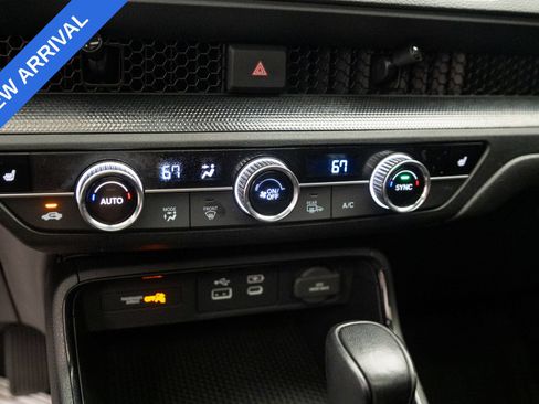 Used 2024 Honda CR-V Sport image 16