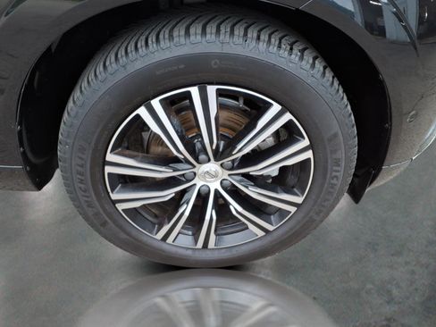 Used 2022 Volvo XC60 B5 Inscription AWD/4WD image 10