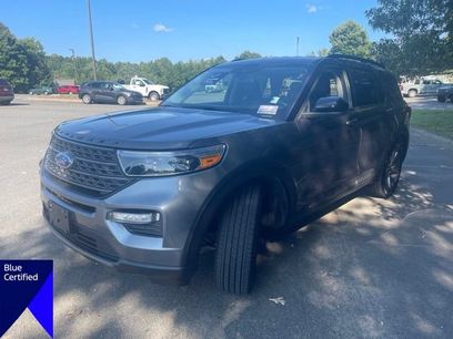 Certified 2024 Ford Explorer XLT w/ Equipment Group 202A