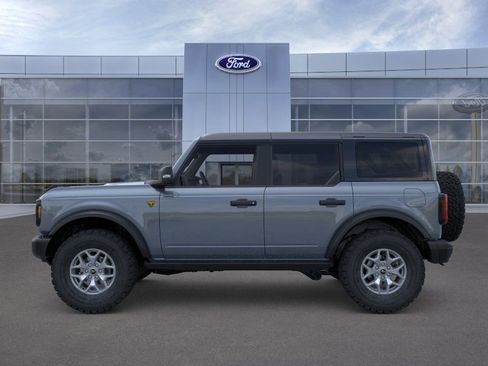 New 2025 Ford Bronco Badlands AWD/4WD image 3
