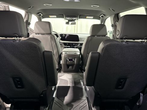 Certified 2026 Chevrolet Tahoe LT w/ Comfort Package AWD/4WD image 16