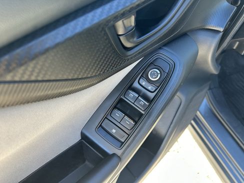 Used 2021 Subaru Crosstrek 2.0i Premium image 24