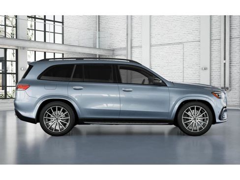 New 2026 Mercedes-Benz GLS 580 GLS 580 image 2