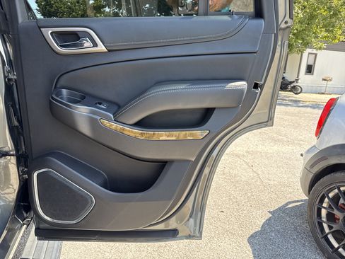 Used 2017 GMC Yukon Denali w/ Open Road Package image 37