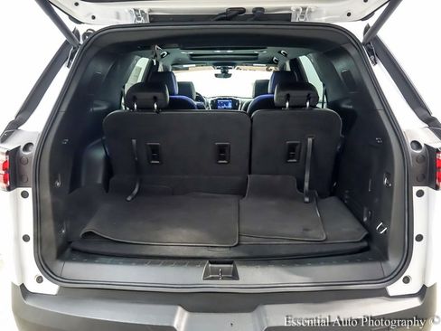 Used 2023 Chevrolet Traverse RS AWD/4WD image 28
