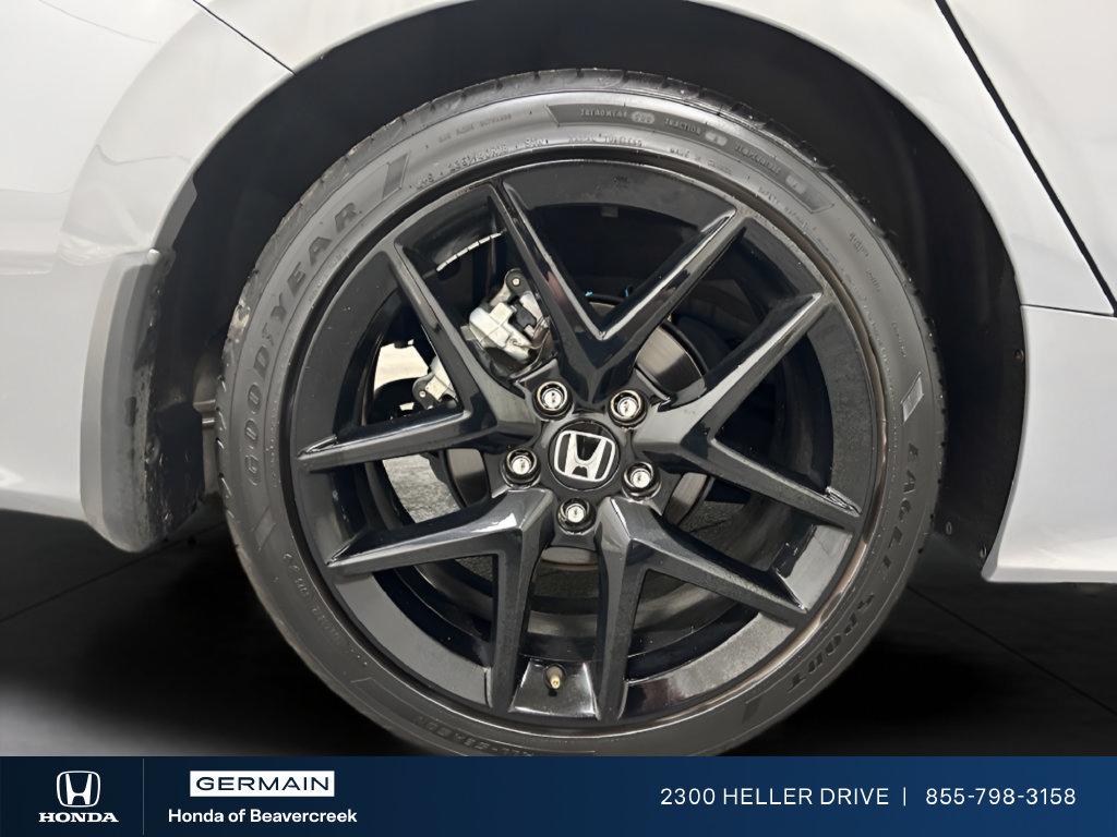 Used 2025 Honda Civic Sport image 27