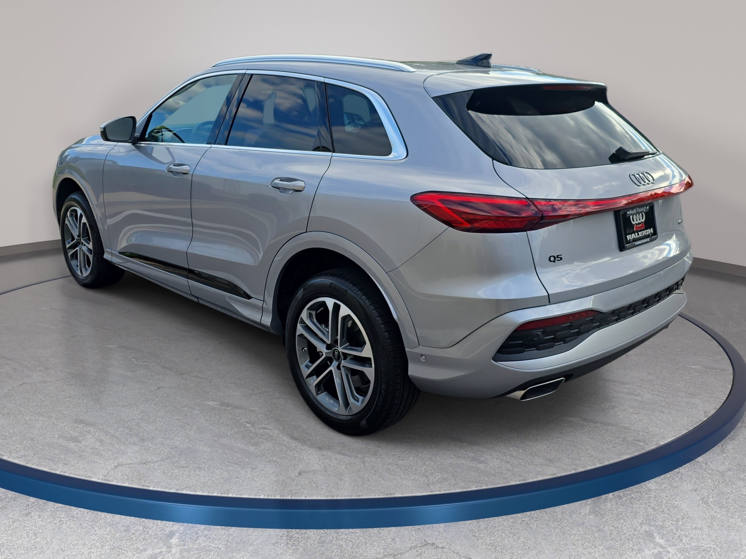 New 2026 Audi Q5 Premium Plus AWD/4WD image 7