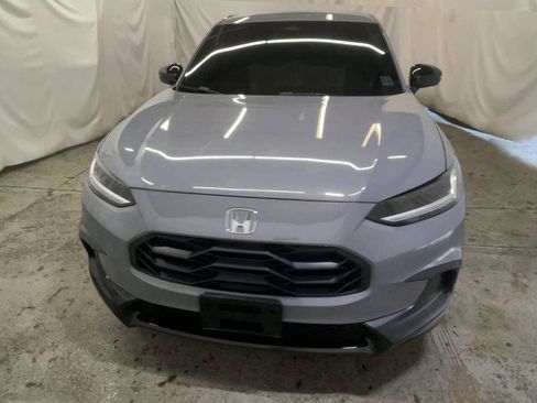 Used 2023 Honda HR-V Sport image 3