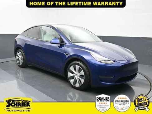 Used 2021 Tesla Model Y Long Range image 7