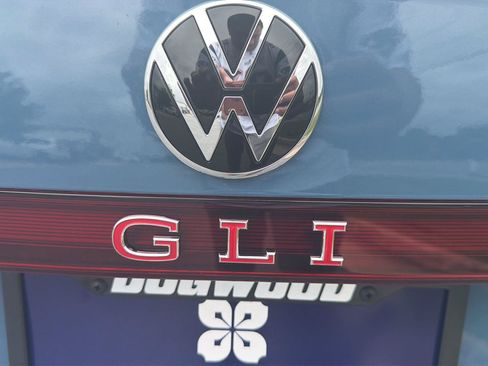 Used 2025 Volkswagen Jetta GLI Autobahn FWD image 24