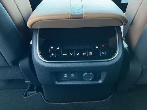 New 2026 Nissan Armada Platinum Reserve AWD/4WD image 26