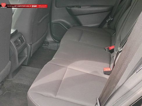 Used 2024 Nissan Rogue S FWD image 16