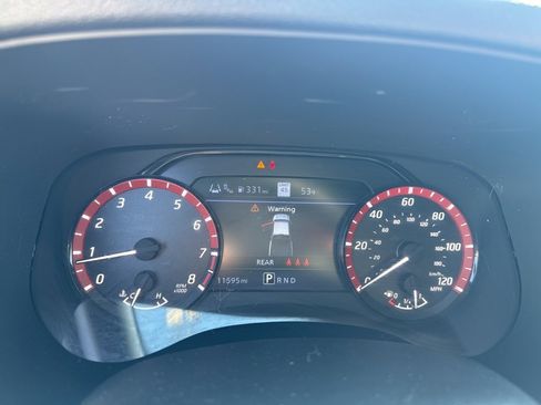 Used 2024 Nissan Frontier Pro-X w/ Technology Package image 2