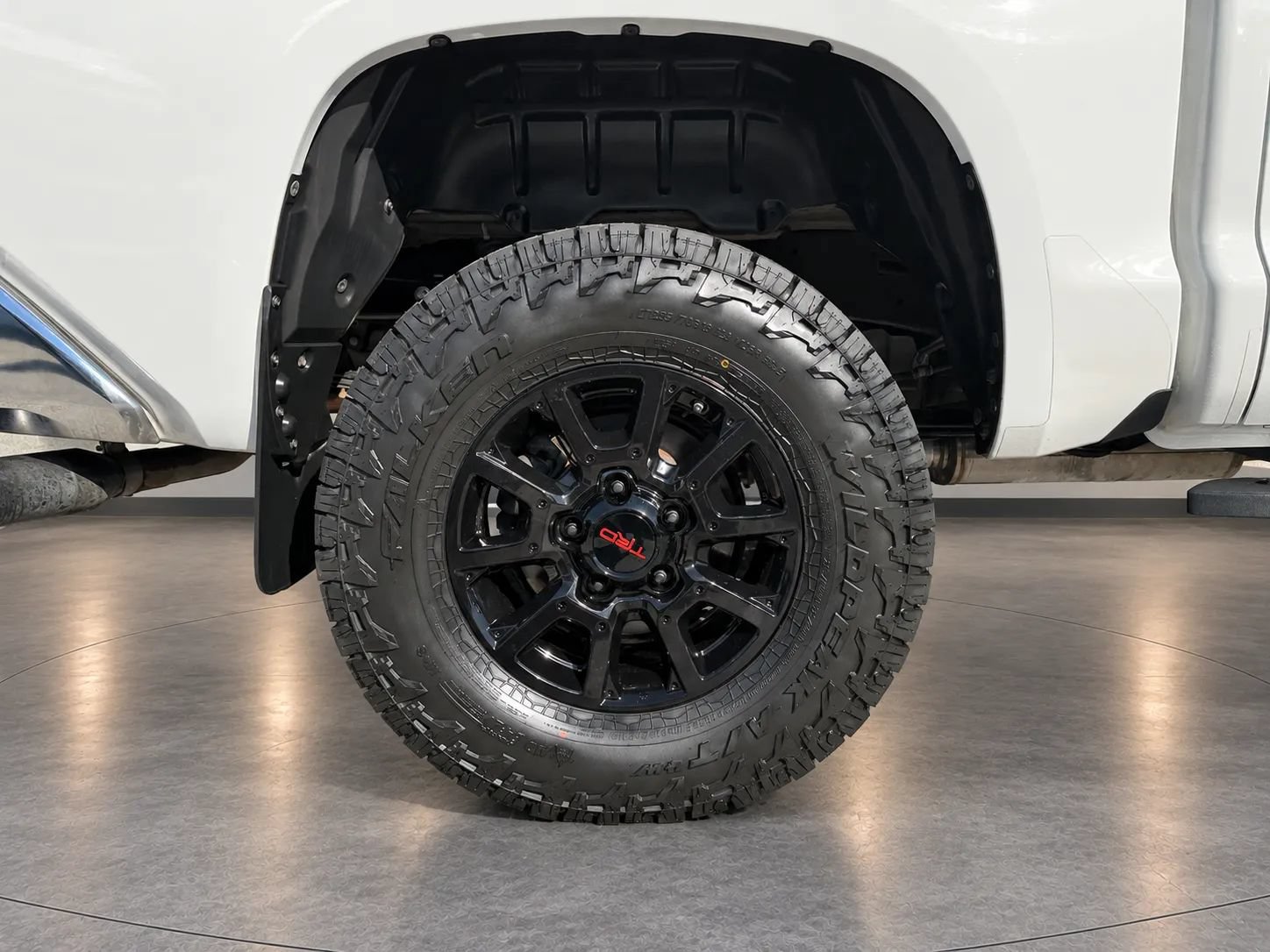 Used 2015 Toyota Tundra SR5 AWD/4WD image 25