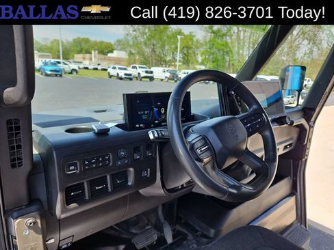 Used 2024 Chevrolet Brightdrop 600 AWD/4WD image 10