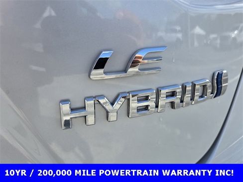 Used 2024 Toyota Corolla LE image 17