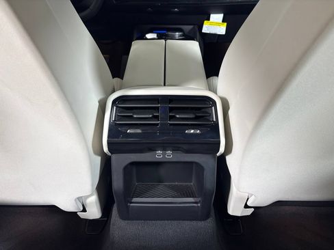 Certified 2026 BMW 530i w/ Premium Package RWD image 30