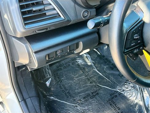 Used 2022 Subaru Crosstrek 2.5i Sport image 10