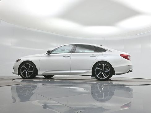 Used 2022 Honda Accord Sport image 49
