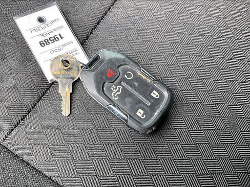 Used 2020 Chevrolet Silverado 1500 RST w/ All-Star Edition image 34