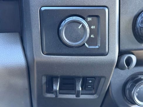 Used 2020 Ford F550 4x4 Regular Cab Super Duty image 18