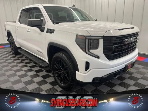 Used 2024 GMC Sierra 1500 Elevation AWD/4WD image 1