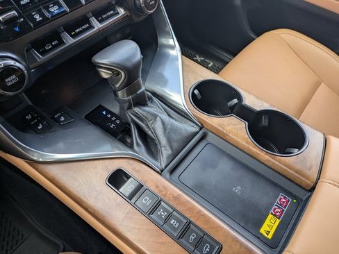 Used 2025 Lexus LX 600 4WD w/ Accessory Package (2T) image 13