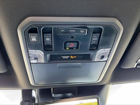 New 2026 Toyota Tundra Limited AWD/4WD image 16