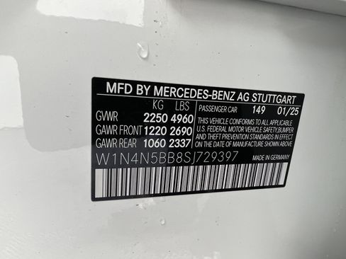 Used 2025 Mercedes-Benz GLA 35 AMG 4MATIC image 34
