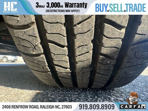 Used 2020 Nissan Versa S image 11