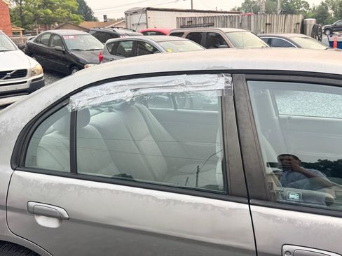 Used 2005 Honda Civic LX image 4